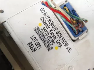 3677062JB0 3861084F00 RF00B1C7 Блок предохранителей Suzuki Swift 3 Арт e12444371, вид 6