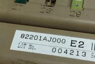 82201AJ000 Блок предохранителей Subaru Legacy 5 Арт e12444312, вид 4