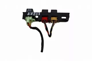 7N0951253 Блок предохранителей Seat Ibiza 5 Арт e12443996, вид 3