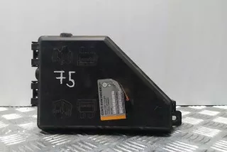 YQE103111 Блок предохранителей Rover 75 Арт e12443940, вид 1