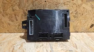 284B10847R Блок предохранителей Renault Trafic 3 Арт e12443912, вид 1