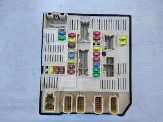 284B68372R Блок предохранителей Renault Megane 3 Арт e12443772, вид 1
