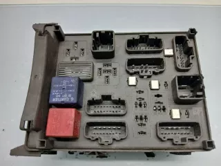 518095401 Блок предохранителей Renault Laguna 2 Арт e12443679, вид 1