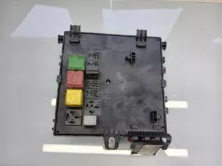 13205777 Блок предохранителей Opel Vectra C  Арт e12442750, вид 2