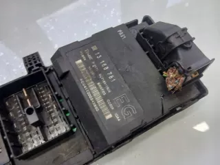 13168781 Блок предохранителей Opel Vectra C  Арт e12442748, вид 3