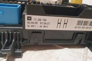 13206760 Блок предохранителей Opel Astra H Арт e12442224, вид 4