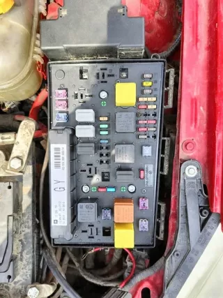 13206751 Блок предохранителей Opel Astra H Арт e12442154, вид 2