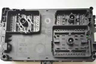 13222782 Блок предохранителей Opel Astra J Арт e12442003, вид 4