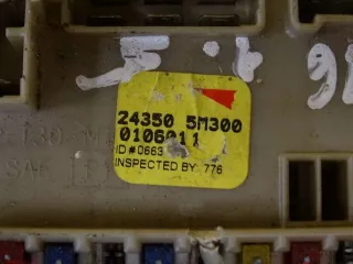 243505M300 Блок предохранителей Nissan Almera N16 Арт e12441443, вид 2