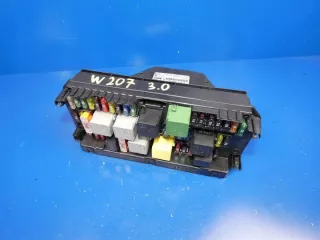 A2129006012 Блок предохранителей Mercedes E C207 Арт e12440247, вид 2