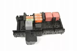 A2059068501 Блок предохранителей Mercedes C W205 Арт e12439679, вид 1