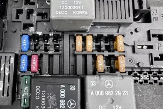 W222, A2229063302 Блок предохранителей Mercedes C W205 Арт e12439628, вид 4