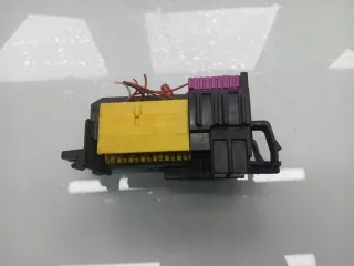 A2059067200 Блок предохранителей Mercedes C W205 Арт e12439576, вид 5