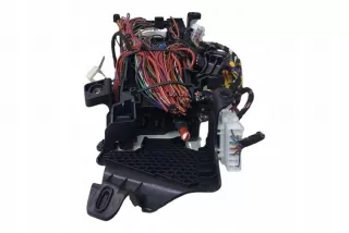 W246, A2465400040 Блок предохранителей Mercedes A W176 Арт e12439403, вид 7