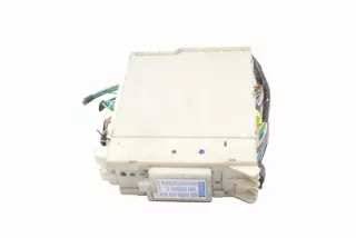 GRS19_, UZS19_, URS19_ 8273030631 Блок предохранителей Lexus GS 3 Арт e12439180, вид 1