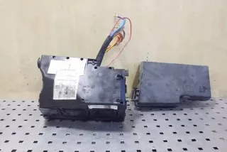 AV6T14A067AC Блок предохранителей Ford Kuga 2 Арт e12437598, вид 2