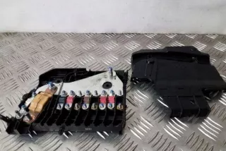 AV6T14A067BC Блок предохранителей Ford Focus 4 Арт e12437373, вид 1