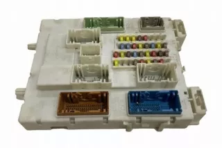 BV6N14A073ET Блок предохранителей Ford Focus 4 Арт e12437329, вид 3