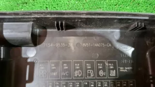 8V51-14B144-BA Блок предохранителей Ford Fiesta 5 Арт e12437320, вид 4