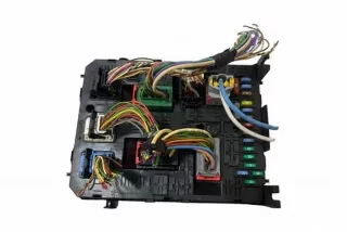 966405878002 Блок предохранителей Citroen C4 2 Арт e12436698, вид 1