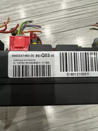9665547480 Блок предохранителей Citroen C4 2 Арт e12436620, вид 3