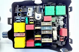 9671924480 Блок предохранителей Citroen C3 3 Арт e12436541, вид 4
