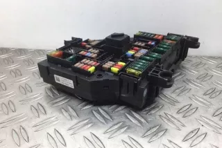 9210857 Блок предохранителей BMW 5 F10/F11/GT F07 Арт e12435117, вид 3