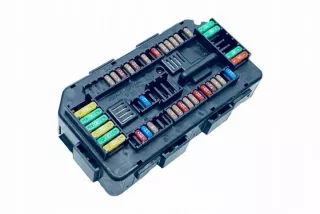9389068 Блок предохранителей BMW 4 F32/F33/GT F36 Арт e12434858, вид 1