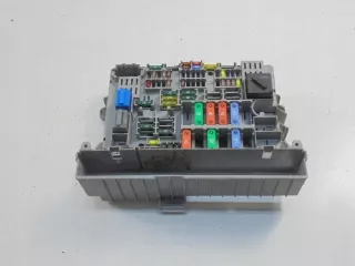 6906613 10688710 Блок предохранителей BMW 3 E90/E91/E92/E93 Арт e12434689, вид 1