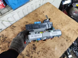 6906621-06 BMWE9127 Блок предохранителей BMW 3 E90/E91/E92/E93 Арт e12434681, вид 4