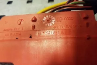4F1941824B Блок предохранителей Audi Q7 4L Арт e12433802, вид 1