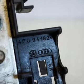 4F0941824 Блок предохранителей Audi A6 C6 (S6,RS6) Арт e12433525, вид 1