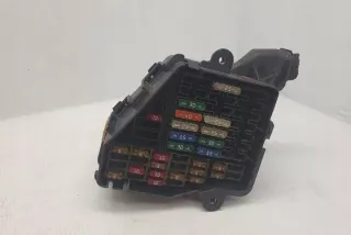 8D1941824 Блок предохранителей Audi A4 B7 Арт e12433377, вид 3