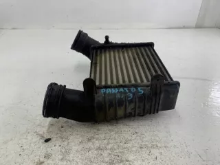 3B0145805D Интеркулер Volkswagen Passat B5 Арт e12428435, вид 4