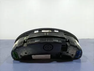 8E0920901C Щиток приборов (приборная панель) Audi A4 B7 Арт e12426435, вид 4