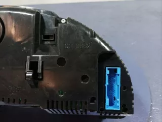 8E0920901C Щиток приборов (приборная панель) Audi A4 B7 Арт e12426435, вид 6