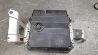 89661-0DB00 89661-0db00 Блок управления двигателем Toyota Yaris 3 Арт e12423175, вид 4