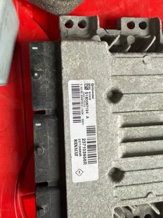 237103956R 237103956r Блок управления двигателем Renault Scenic 3 Арт e12422652, вид 2