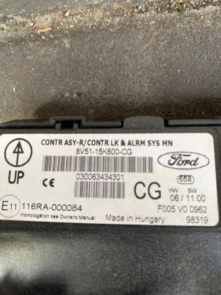 8V5115K600CG Блок управления двигателем Ford Fiesta 5 Арт e12420625, вид 4