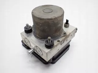 1044745-10-B 1044745-10 Блок ABS Tesla model Y Арт e12413845, вид 2