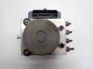 1044745-10-B 1044745-10 Блок ABS Tesla model Y Арт e12413845, вид 3