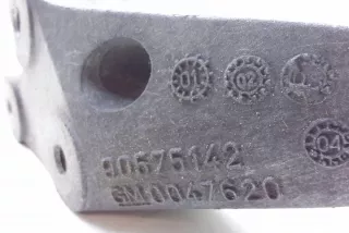 F48_, 90575142 Подушка крепления КПП Opel Astra L Арт e12408961, вид 3