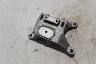 8W0399118C Подушка крепления КПП Audi A4 B9 Арт e12408299, вид 2
