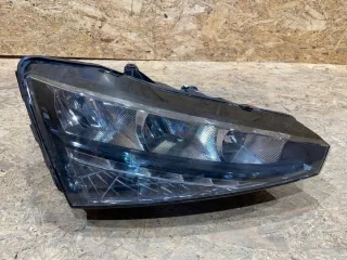 657941016 S2505S003 Фара правая Skoda Scala Арт e12404554, вид 1