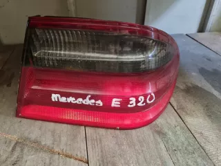 BZ044-U100R Фонарь задний правый Mercedes E W210 Арт e12399495, вид 1