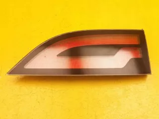 20989185 Фонарь задний правый Chevrolet Volt Арт e12398196, вид 1