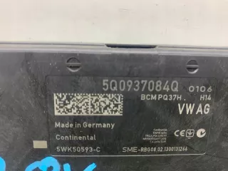 5Q0937084Q Блок предохранителей Audi A3 8V Арт e12396775, вид 3