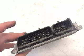 038906018D Блок управления двигателем Volkswagen Golf 5 Арт e12392971, вид 2