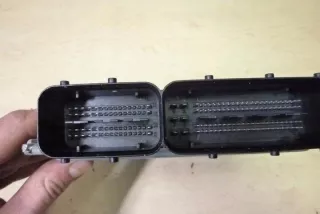 03F906070EF Блок управления двигателем Skoda Fabia 2 Арт e12392514, вид 1