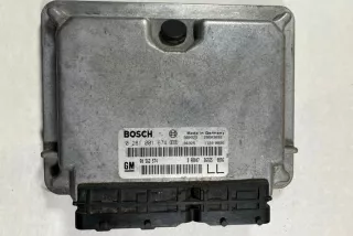0281001674 Блок управления двигателем Opel Astra G Арт e12391074, вид 2